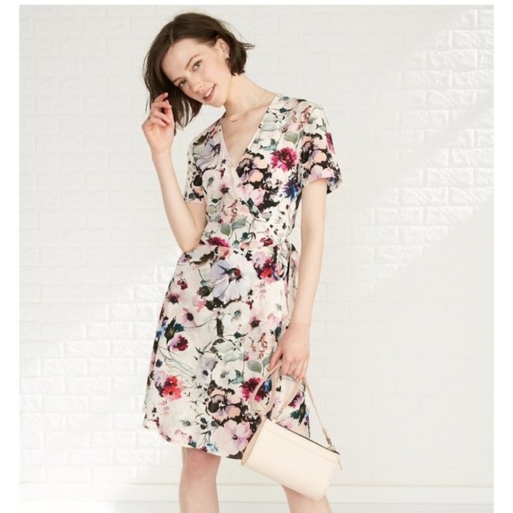 Amour Vert floral Coral Wrap Dress in Windsor Floral NWT